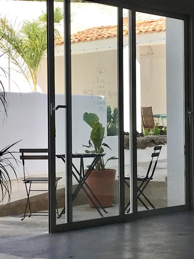 La Casa Movil. Casa De Artistas Villa Algodonales Exteriör bild